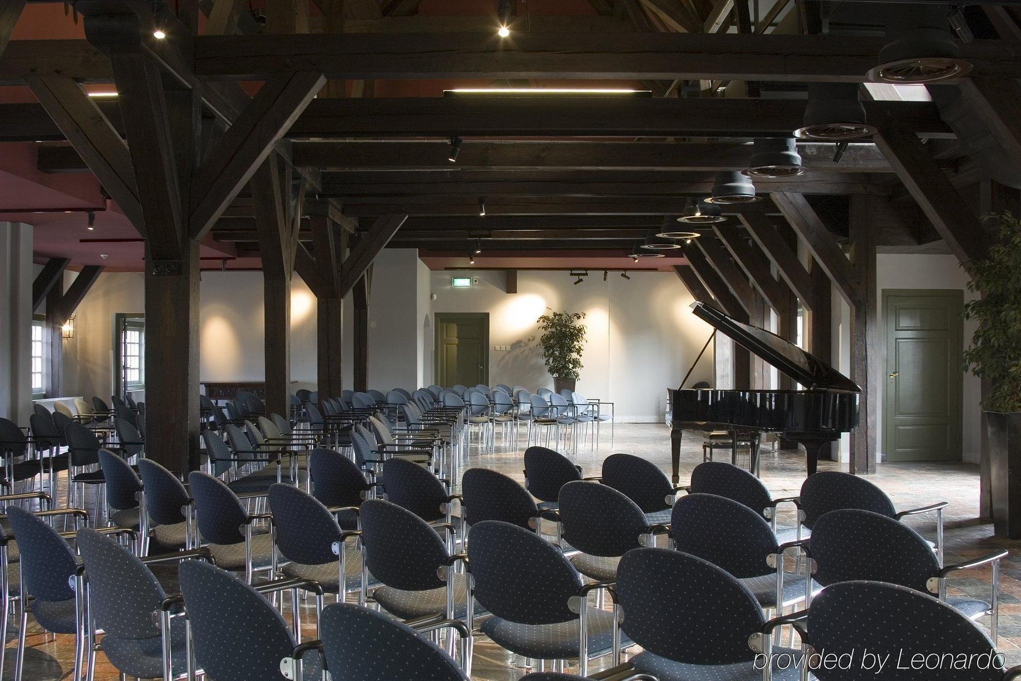 Theater Figi Hotel 4*